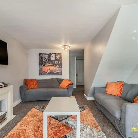 30A Peak Mews - Spacious 3 Bedroom Apartment At The Heart Of Buxton Buxton  Extérieur photo